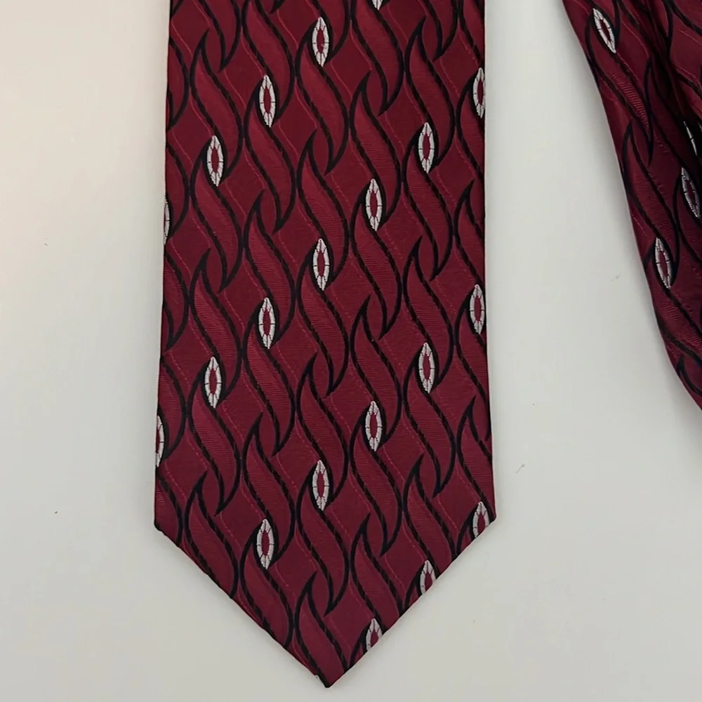 NWOT 100% Silk Men’s Red Tie